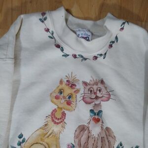 Vintage Cats Flowers Roses Illustration Crewneck Sweatshirt